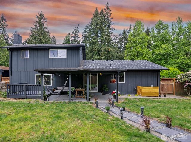 10910 150th Street Ct E, Puyallup, WA 98374