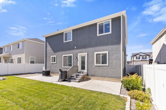 4582 E FLOWER PT, Eagle Mountain, UT 84005