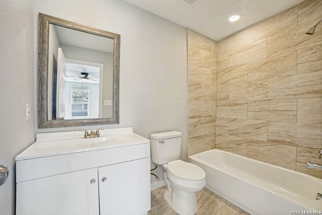 3646 W POPLAR ST., San Antonio, TX 78228