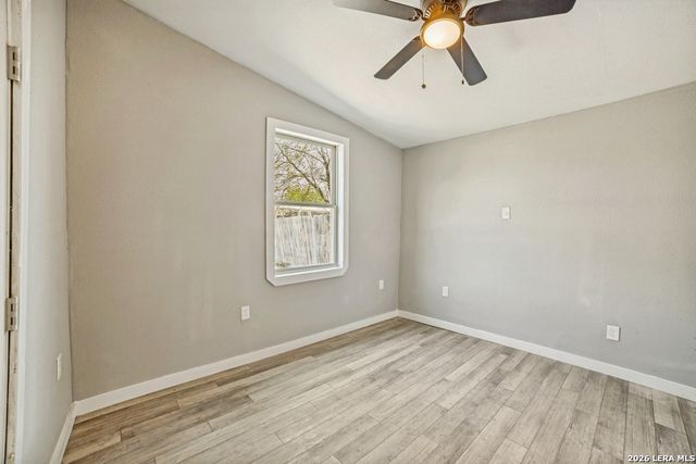 3646 W POPLAR ST., San Antonio, TX 78228