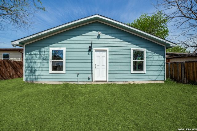 3646 W POPLAR ST., San Antonio, TX 78228