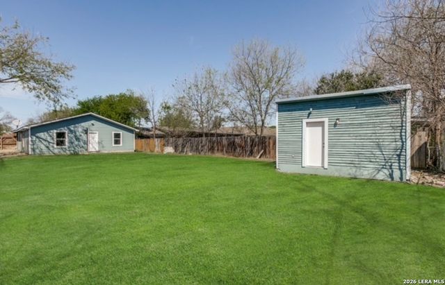 3646 W POPLAR ST., San Antonio, TX 78228