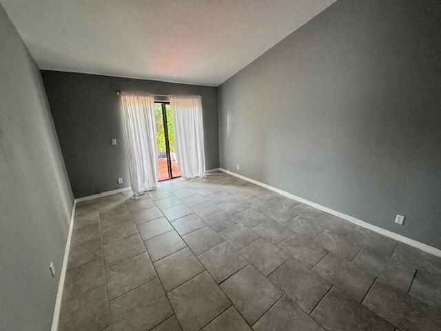 5202 NUTMEG Drive, Palm Beach Gardens, FL 33418