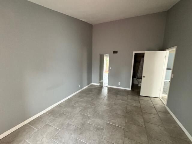 5202 NUTMEG Drive, Palm Beach Gardens, FL 33418