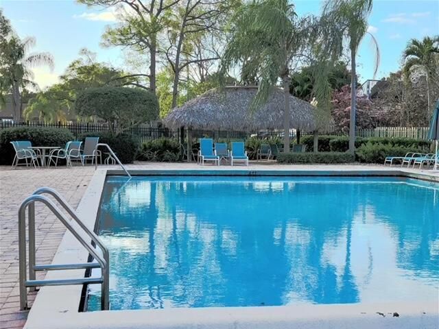 5202 NUTMEG Drive, Palm Beach Gardens, FL 33418