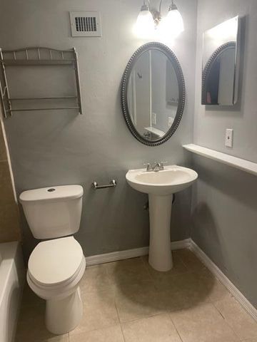 5202 NUTMEG Drive, Palm Beach Gardens, FL 33418