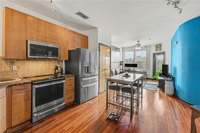 898 Oak Street SW 1318, Atlanta, GA 30310