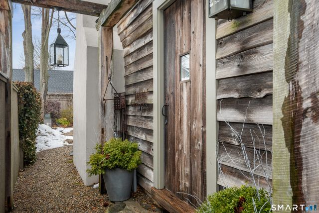 1 McKinley Street, Norwalk, CT 06853