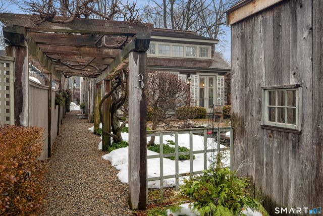 1 McKinley Street, Norwalk, CT 06853