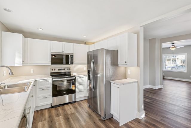 1307 Greene Street, Adel, IA 50003