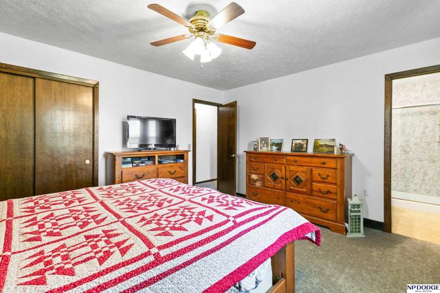 12741 Ridgeview Circle, Bellevue, NE 68123