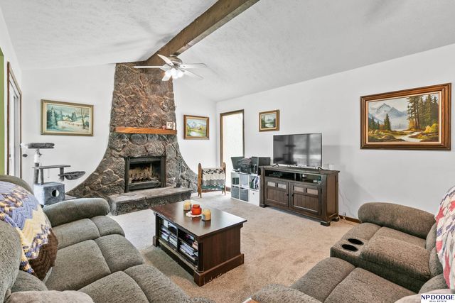 12741 Ridgeview Circle, Bellevue, NE 68123