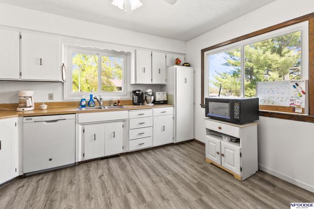 12741 Ridgeview Circle, Bellevue, NE 68123