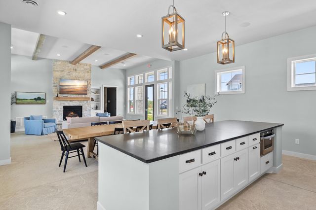 14712 Kingsview Lane N, Dayton, MN 55327