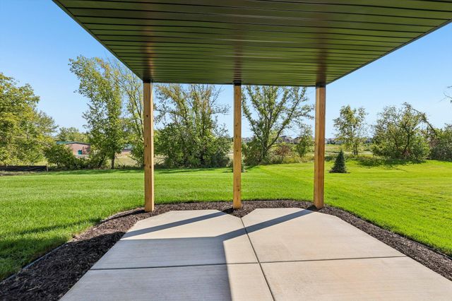 14712 Kingsview Lane N, Dayton, MN 55327