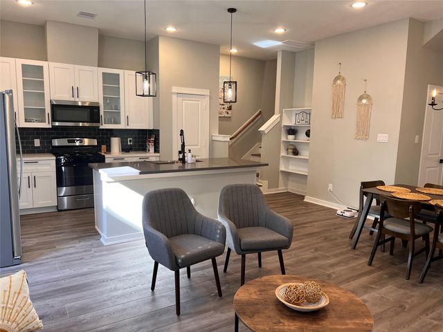 6713 Parker Grove Lane, Houston, TX 77076