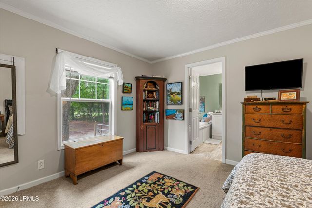 19 Sandy Lane, Beaufort, SC 29907