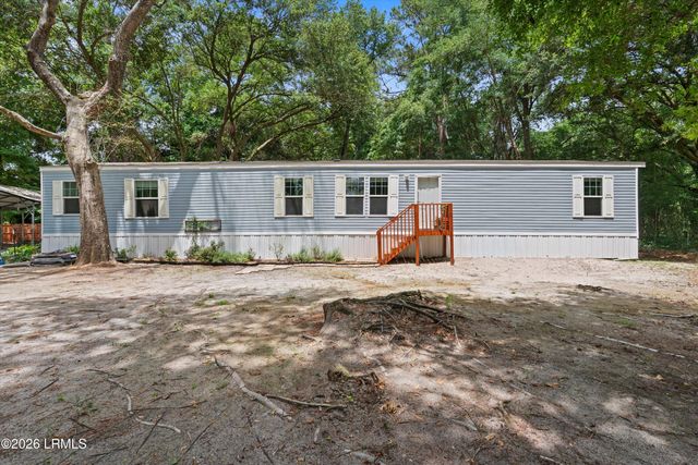 19 Sandy Lane, Beaufort, SC 29907