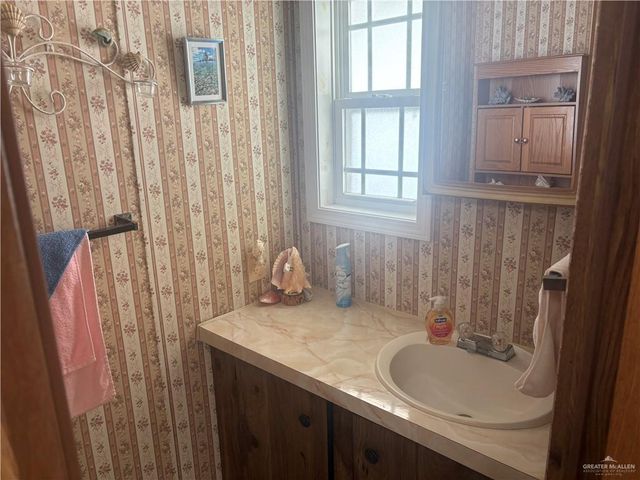 197 Laurel Avenue, Pharr, TX 78577