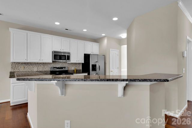 11012 Sedgemoor Lane, Charlotte, NC 28277