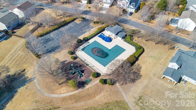 11012 Sedgemoor Lane, Charlotte, NC 28277