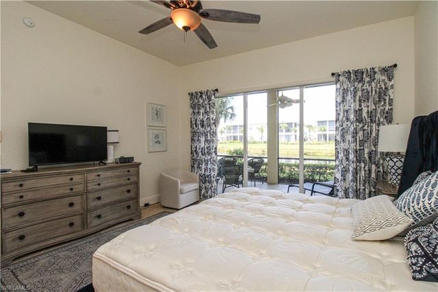 2713 Callista CT 103, Naples, FL 34114