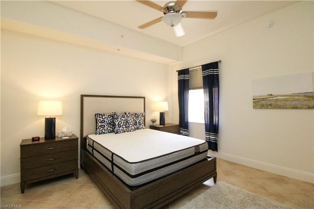 2713 Callista CT 103, Naples, FL 34114