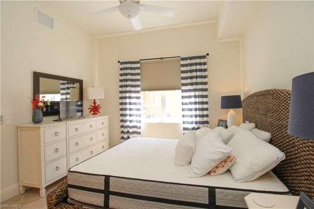 2713 Callista CT 103, Naples, FL 34114