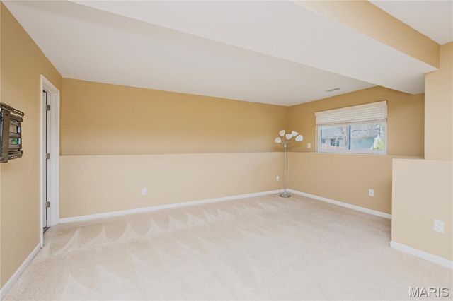 1607 Enwood Drive, St Peters, MO 63376