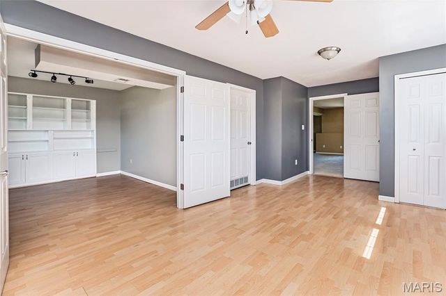 1607 Enwood Drive, St Peters, MO 63376