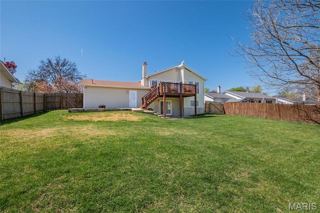 1607 Enwood Drive, St Peters, MO 63376