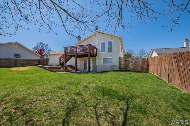 1607 Enwood Drive, St Peters, MO 63376