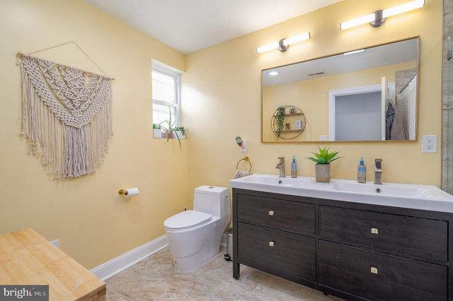 2012 PIERCE ST, Philadelphia, PA 19145