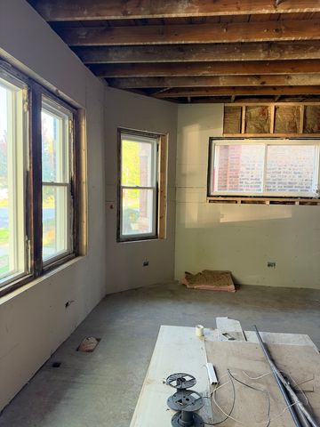 1745 E 85th Street, Chicago, IL 60617