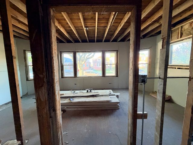 1745 E 85th Street, Chicago, IL 60617