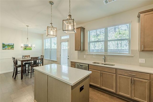 5547 Radford Loop, Fairburn, GA 30213