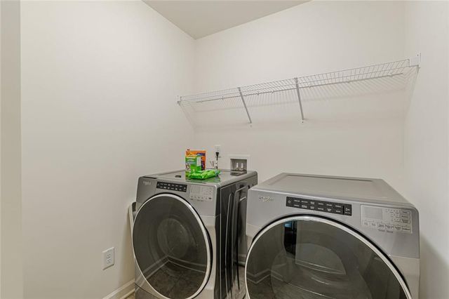 5547 Radford Loop, Fairburn, GA 30213