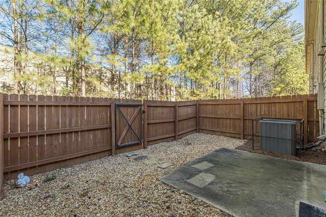 5547 Radford Loop, Fairburn, GA 30213