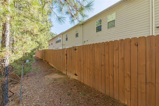 5547 Radford Loop, Fairburn, GA 30213