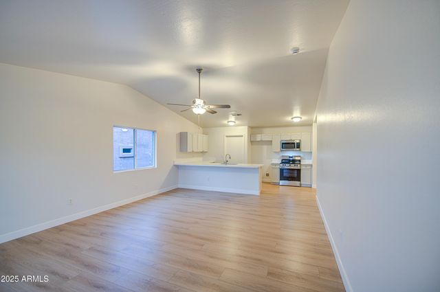 426 W PICKET POST Drive, Superior, AZ 85173