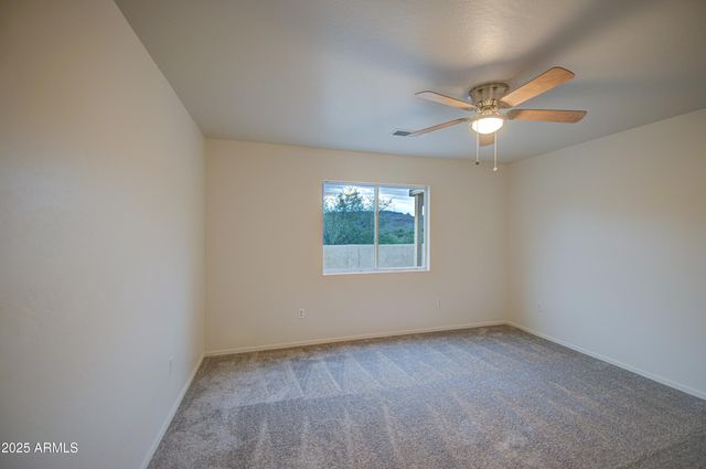 426 W PICKET POST Drive, Superior, AZ 85173