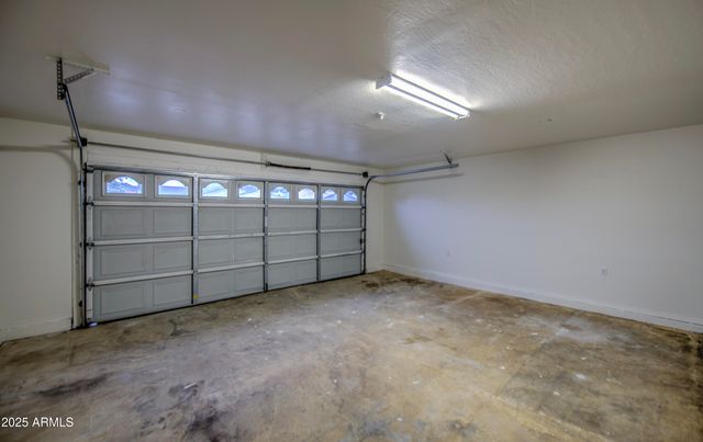 426 W PICKET POST Drive, Superior, AZ 85173