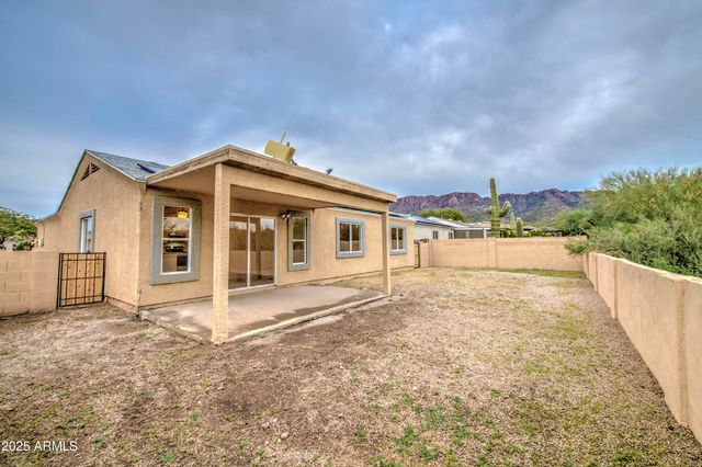 426 W PICKET POST Drive, Superior, AZ 85173