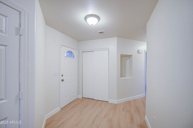 426 W PICKET POST Drive, Superior, AZ 85173