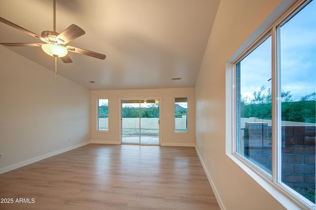 426 W PICKET POST Drive, Superior, AZ 85173