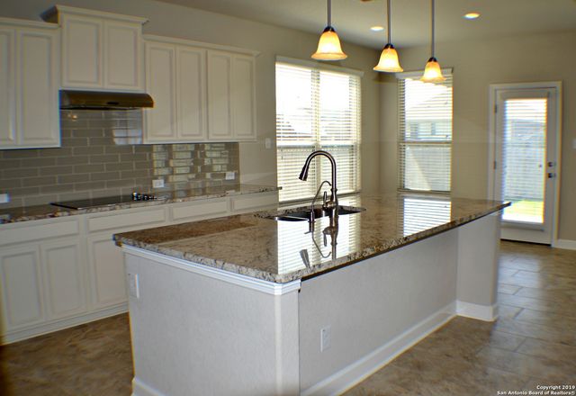 3127 Pinecone Cove, New Braunfels, TX 78130