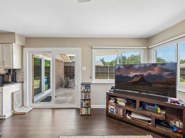 1809 Windsong Trail, Richardson, TX 75081
