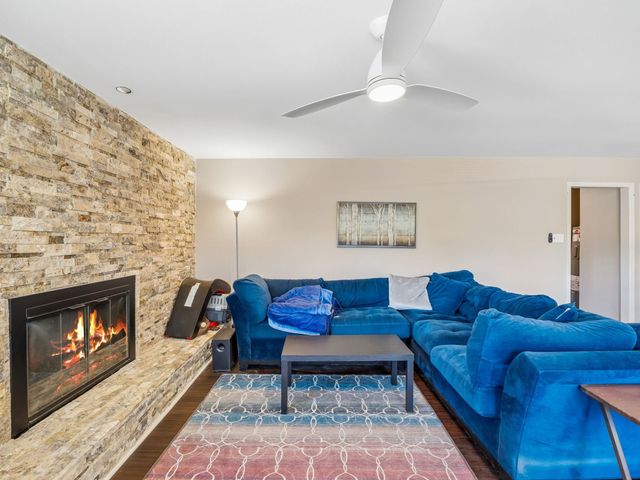 1809 Windsong Trail, Richardson, TX 75081