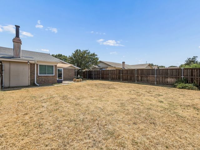 1809 Windsong Trail, Richardson, TX 75081