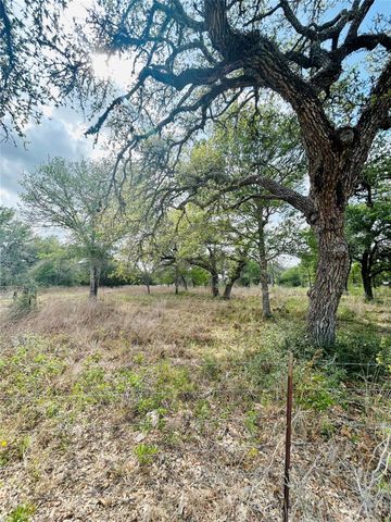 1390 County Road 106, Columbus, TX 78934